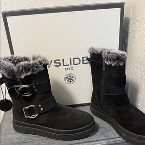 NWT! Luxurious feeling faux fur lined J Slides NYC brand Belly style bootie
